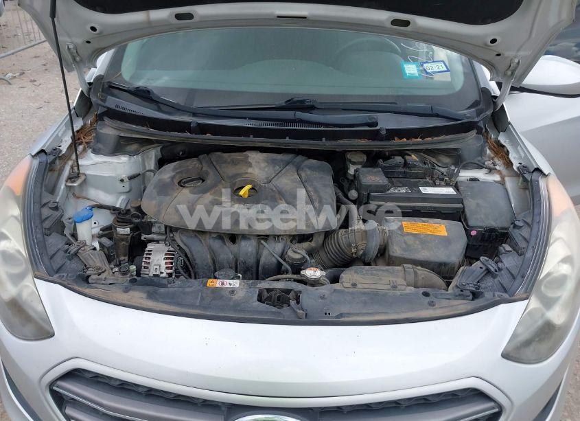 Photo 10 of 2016 Hyundai Elantra GT (VIN KMHD35LH8GU270101)