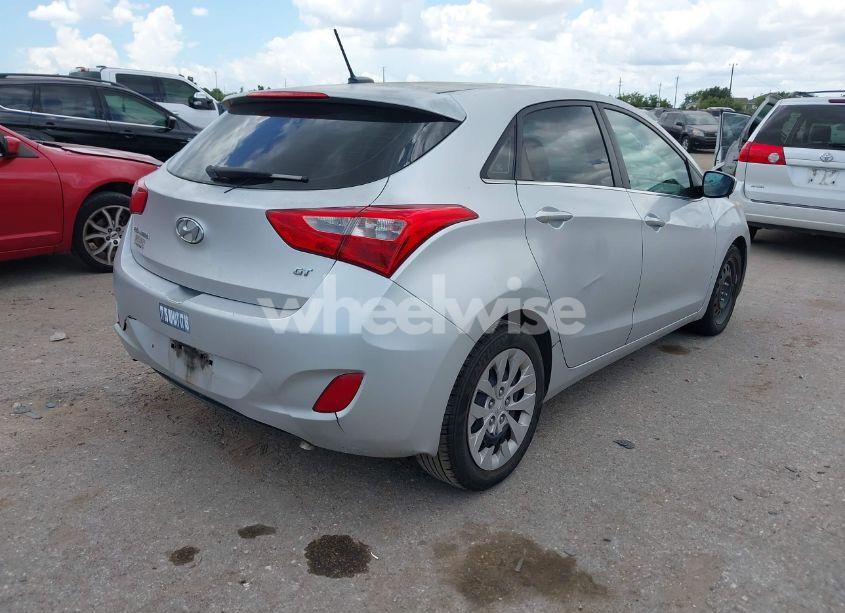 Photo 4 of 2016 Hyundai Elantra GT (VIN KMHD35LH8GU270101)