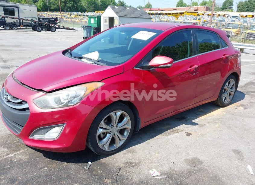 Photo 2 of 2014 Hyundai Elantra GT (VIN KMHD35LH9EU164575)