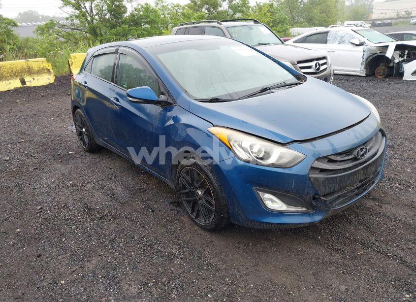 2014 Hyundai Elantra GT (VIN KMHD35LH9EU200703) main photo