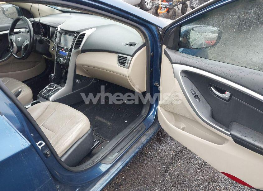 Photo 5 of 2014 Hyundai Elantra GT (VIN KMHD35LH9EU200703)