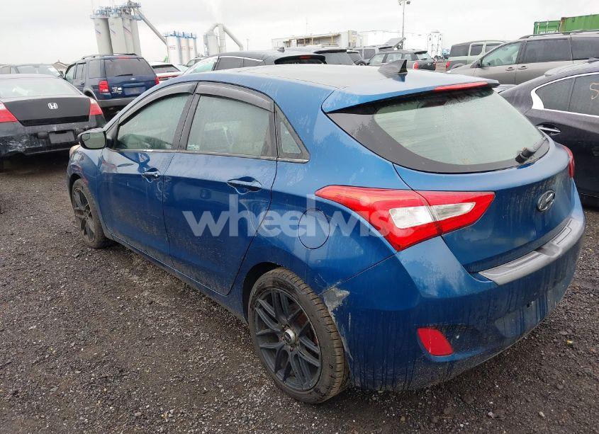 Photo 6 of 2014 Hyundai Elantra GT (VIN KMHD35LH9EU200703)