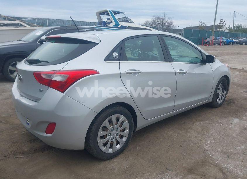 Photo 4 of 2016 Hyundai Elantra GT (VIN KMHD35LH9GU319385)