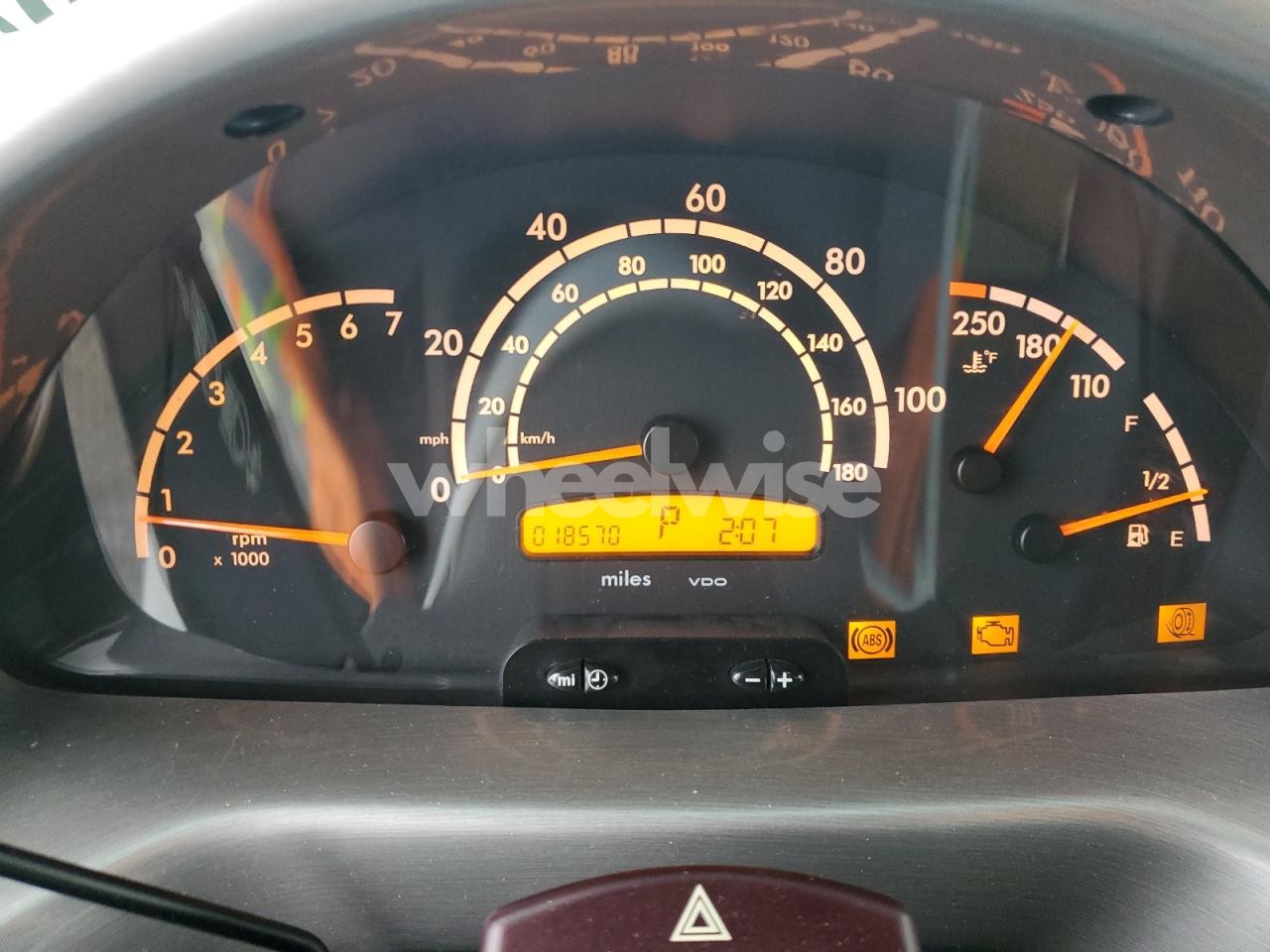 Photo 8 of 2006 DODGE SPRINTER 3500 N/A (VIN KMHD35LH9GU338468)