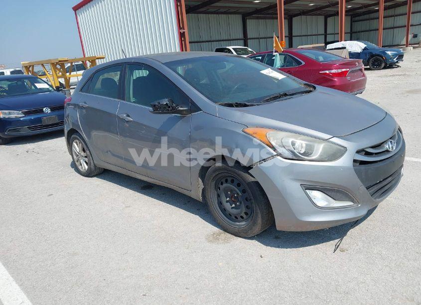 2014 Hyundai Elantra GT (VIN KMHD35LHXEU158865) main photo