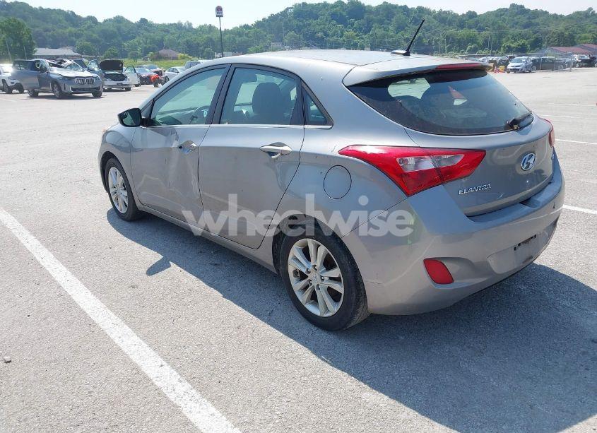 Photo 3 of 2014 Hyundai Elantra GT (VIN KMHD35LHXEU158865)
