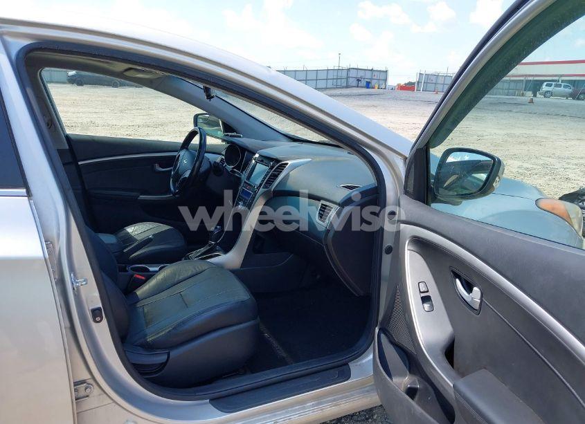 Photo 5 of 2014 Hyundai Elantra GT (VIN KMHD35LHXEU159904)