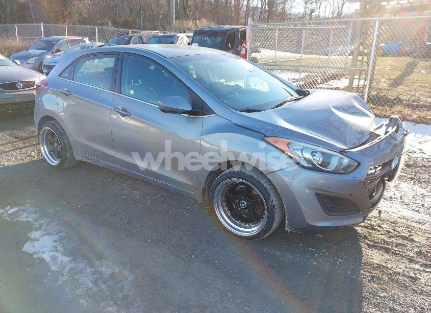 2016 Hyundai Elantra GT (VIN KMHD35LHXGU272528) main photo