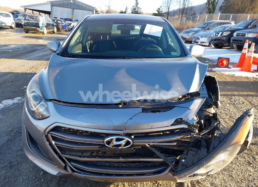 Photo 13 of 2016 Hyundai Elantra GT (VIN KMHD35LHXGU272528)
