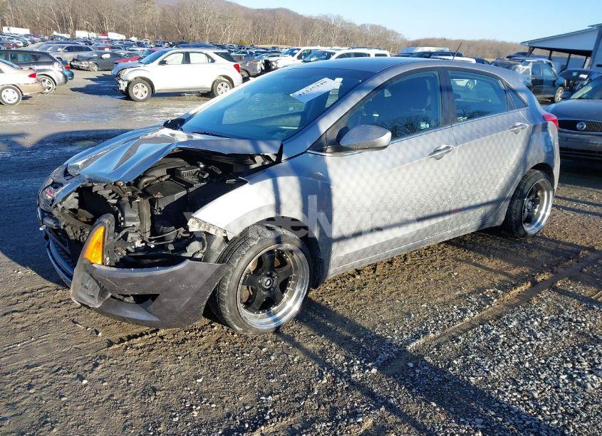 Photo 2 of 2016 Hyundai Elantra GT (VIN KMHD35LHXGU272528)