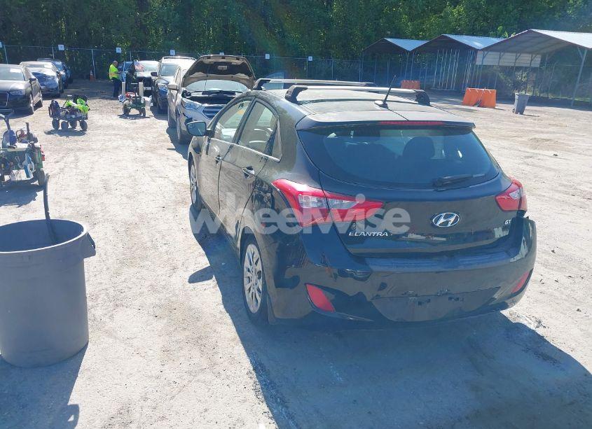 Photo 3 of 2016 Hyundai Elantra GT (VIN KMHD35LHXGU275560)