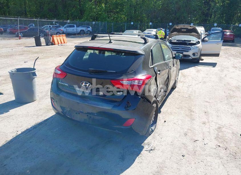 Photo 4 of 2016 Hyundai Elantra GT (VIN KMHD35LHXGU275560)