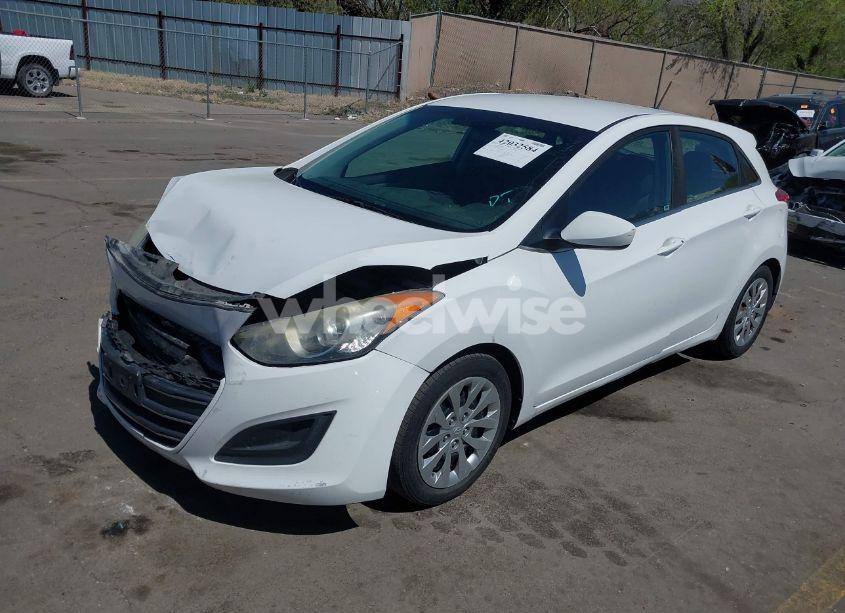 Photo 2 of 2017 Hyundai Elantra GT (VIN KMHD35LHXHU379550)