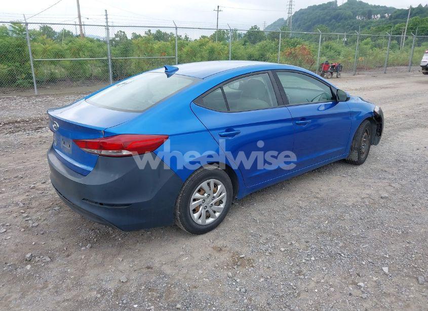 Photo 4 of 2017 Hyundai Elantra SE (VIN KMHD74LF0HU071915)