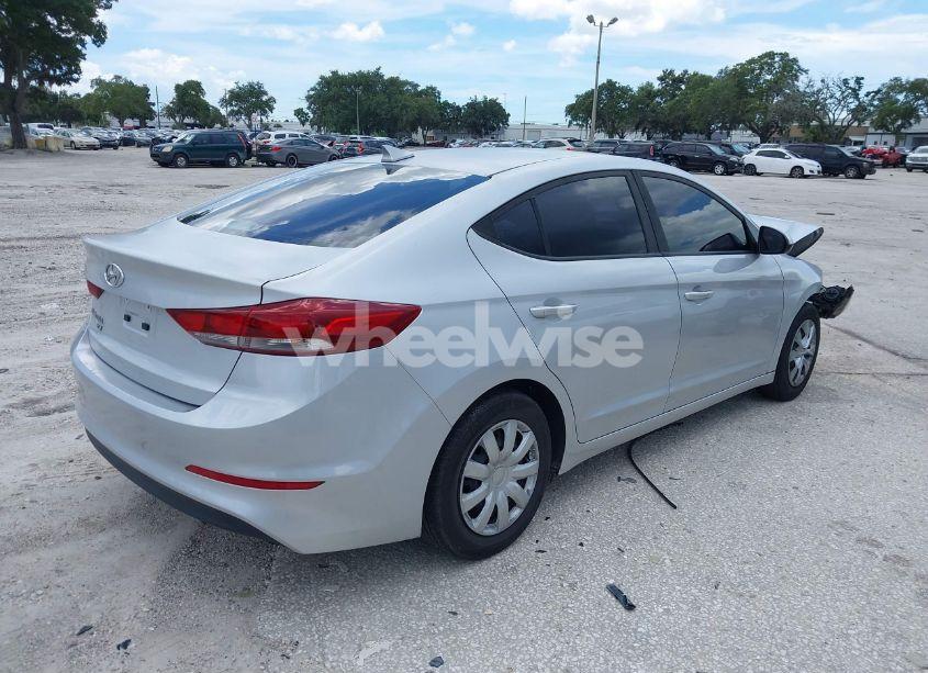 Photo 4 of 2017 Hyundai Elantra SE (VIN KMHD74LF0HU075074)