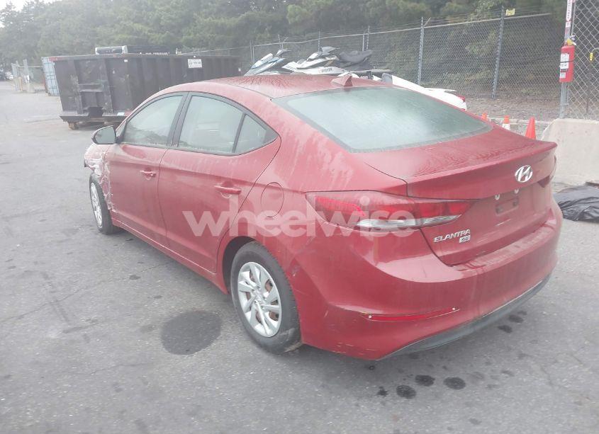 Photo 3 of 2017 Hyundai Elantra SE (VIN KMHD74LF1HU190718)