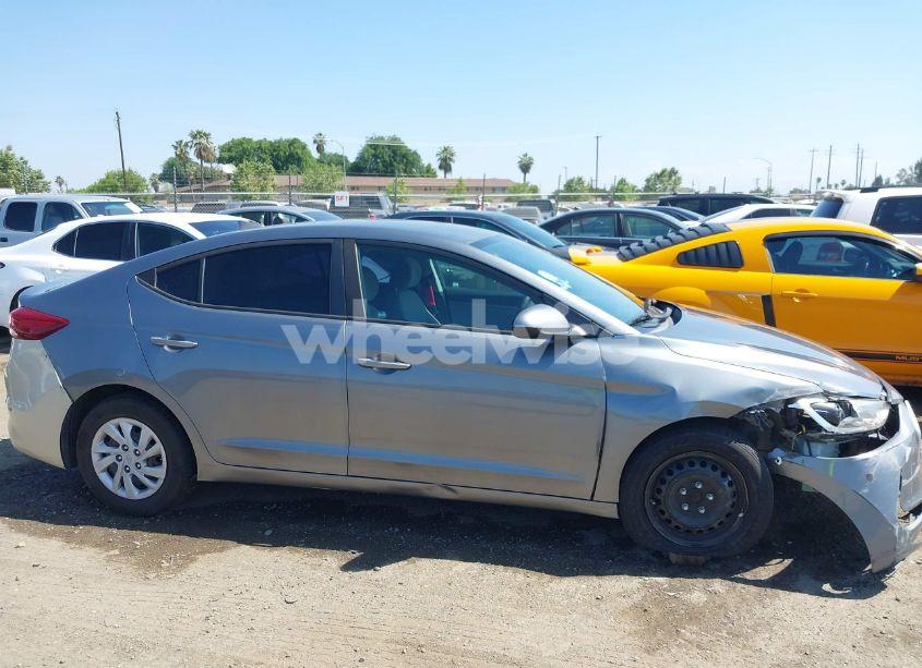 Photo 13 of 2017 Hyundai Elantra SE (VIN KMHD74LF2HU061211)