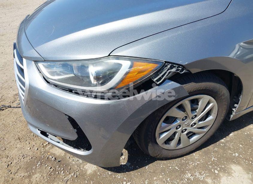 Photo 18 of 2017 Hyundai Elantra SE (VIN KMHD74LF2HU061211)