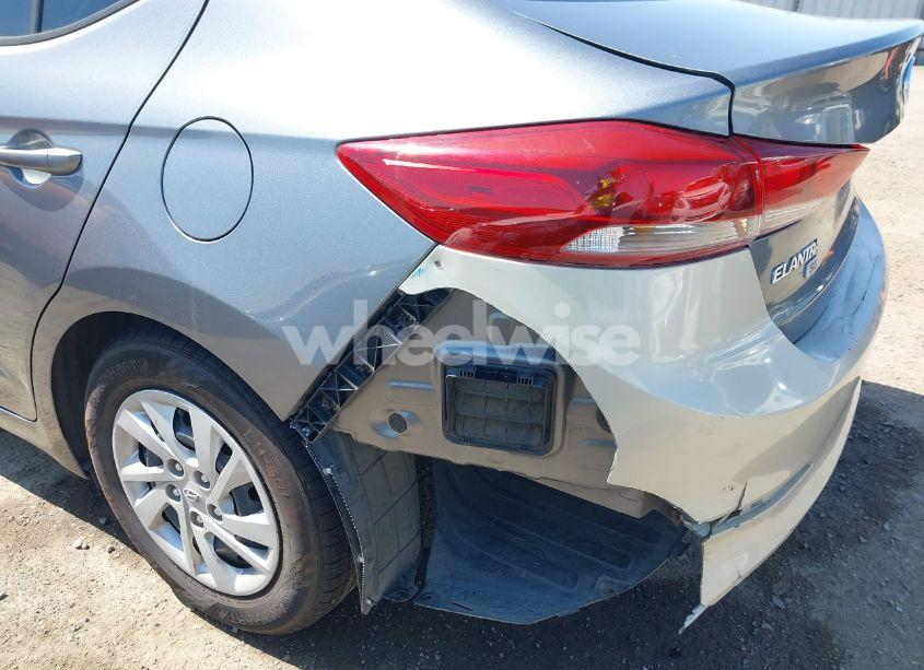 Photo 19 of 2017 Hyundai Elantra SE (VIN KMHD74LF2HU061211)
