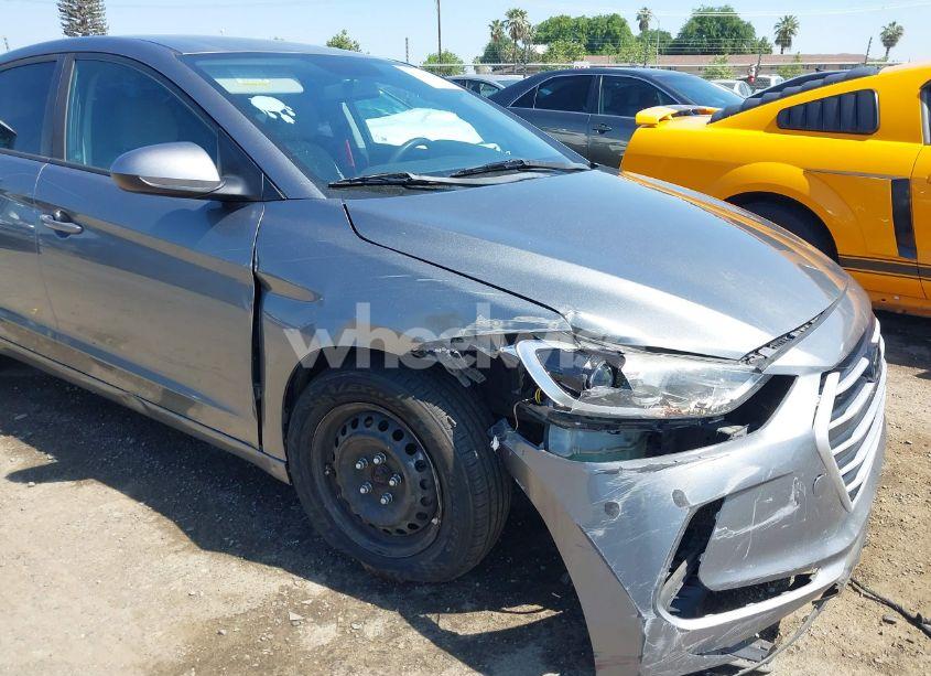 Photo 6 of 2017 Hyundai Elantra SE (VIN KMHD74LF2HU061211)