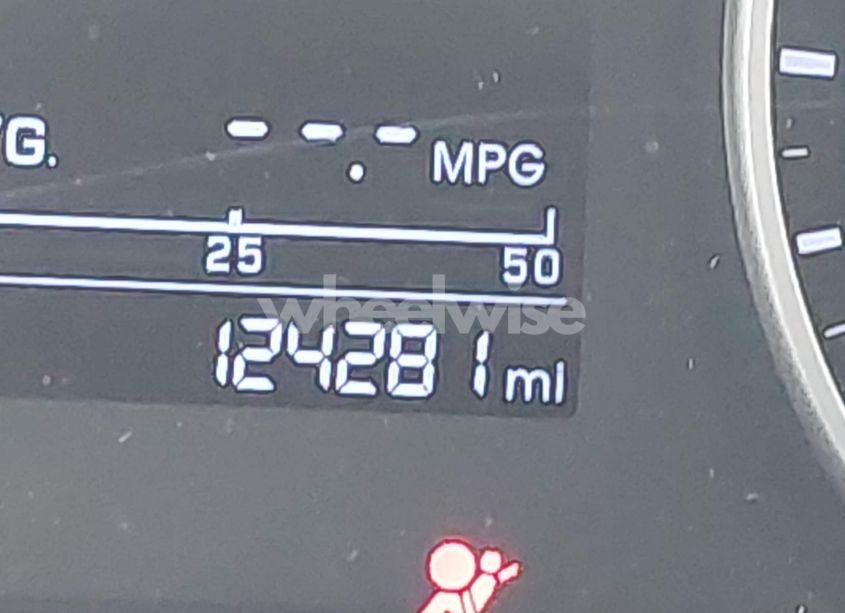 Photo 16 of 2017 Hyundai Elantra SE (VIN KMHD74LF2HU124419)