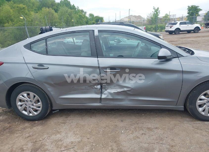 Photo 6 of 2017 Hyundai Elantra SE (VIN KMHD74LF2HU151121)