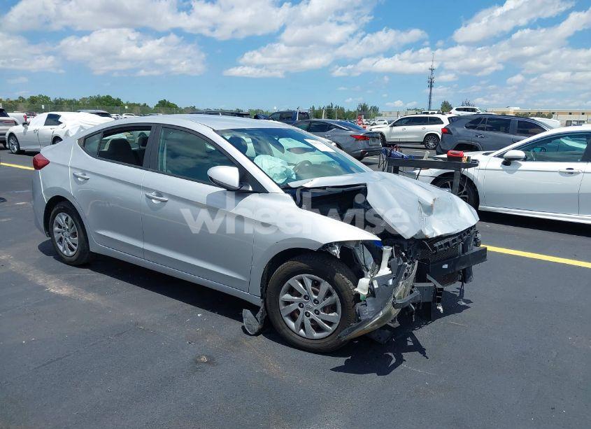 2018 Hyundai Elantra SE (VIN KMHD74LF2JU614736) main photo