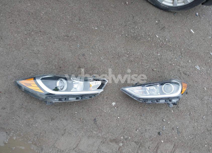 Photo 12 of 2017 Hyundai Elantra SE (VIN KMHD74LF3HU091950)