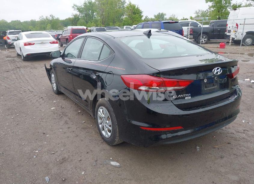 Photo 3 of 2017 Hyundai Elantra SE (VIN KMHD74LF3HU091950)
