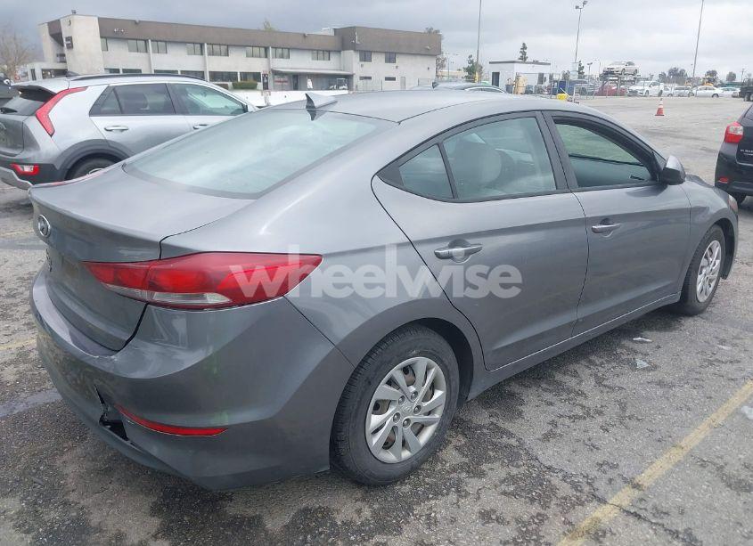 Photo 4 of 2017 Hyundai Elantra SE (VIN KMHD74LF3HU164511)