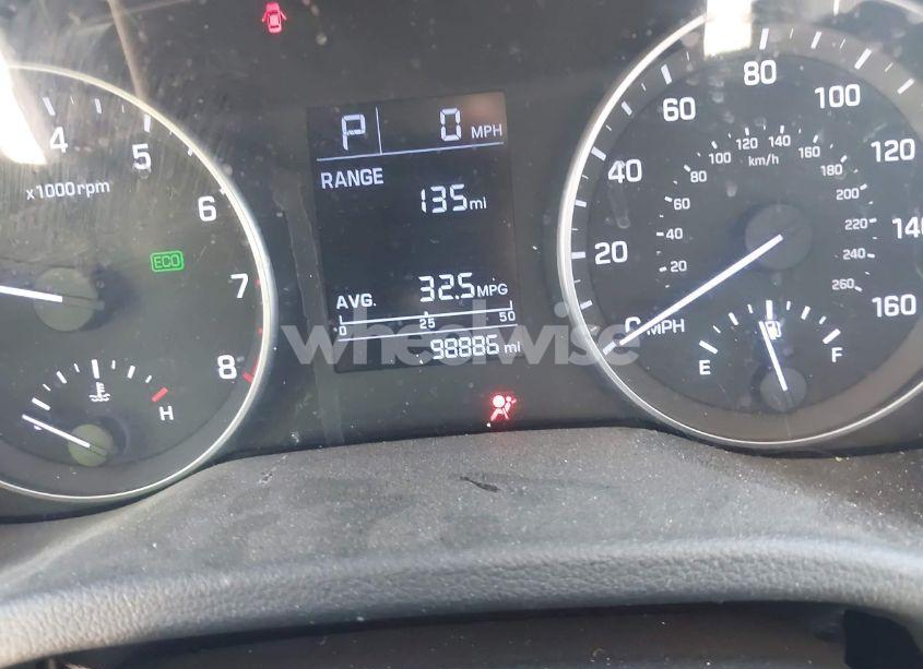 Photo 16 of 2017 Hyundai Elantra SE (VIN KMHD74LF4HU071190)