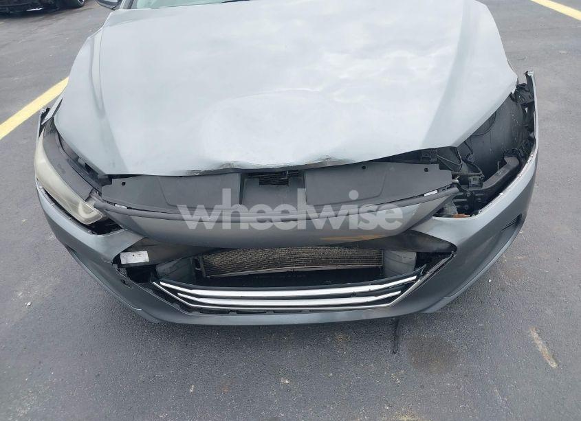 Photo 6 of 2017 Hyundai Elantra SE (VIN KMHD74LF4HU150746)