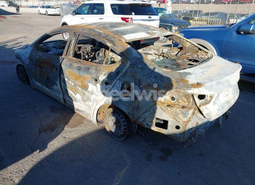 Photo 3 of 2017 Hyundai Elantra SE (VIN KMHD74LF4HU422079)