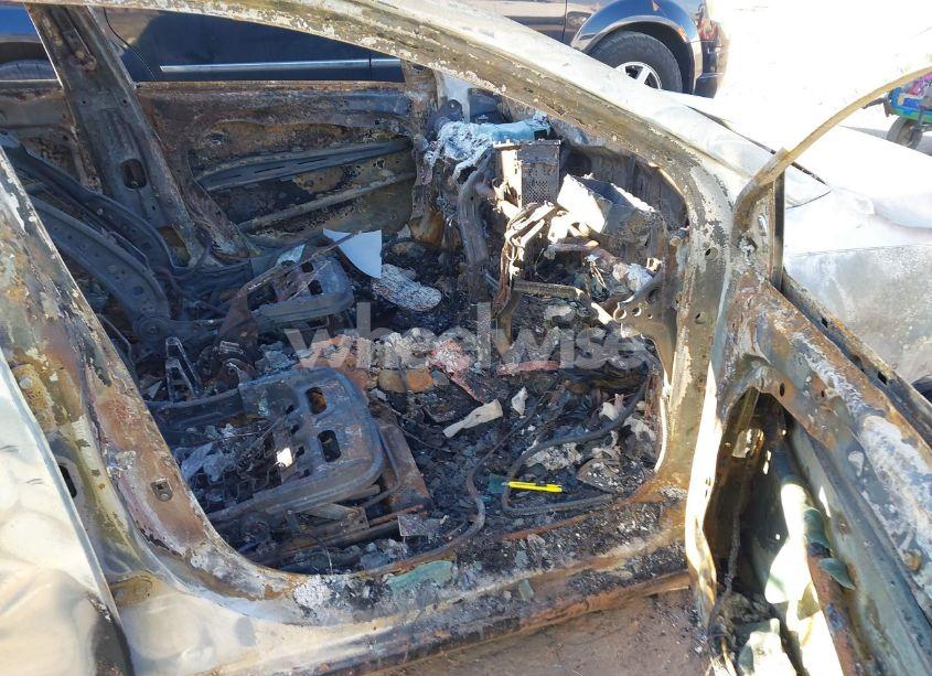 Photo 5 of 2017 Hyundai Elantra SE (VIN KMHD74LF4HU422079)