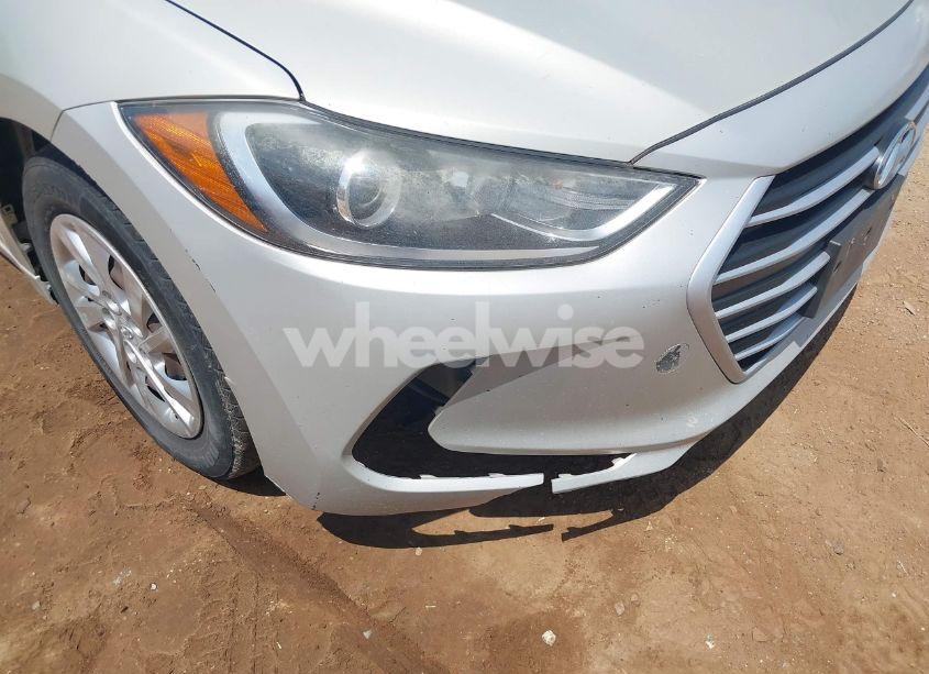 Photo 6 of 2017 Hyundai Elantra SE (VIN KMHD74LF5HU086894)