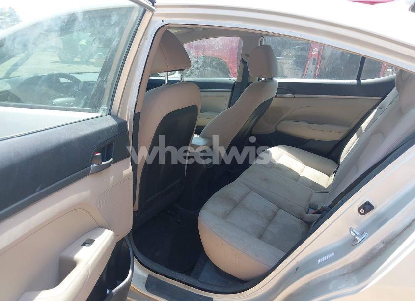 Photo 8 of 2017 Hyundai Elantra SE (VIN KMHD74LF5HU086894)