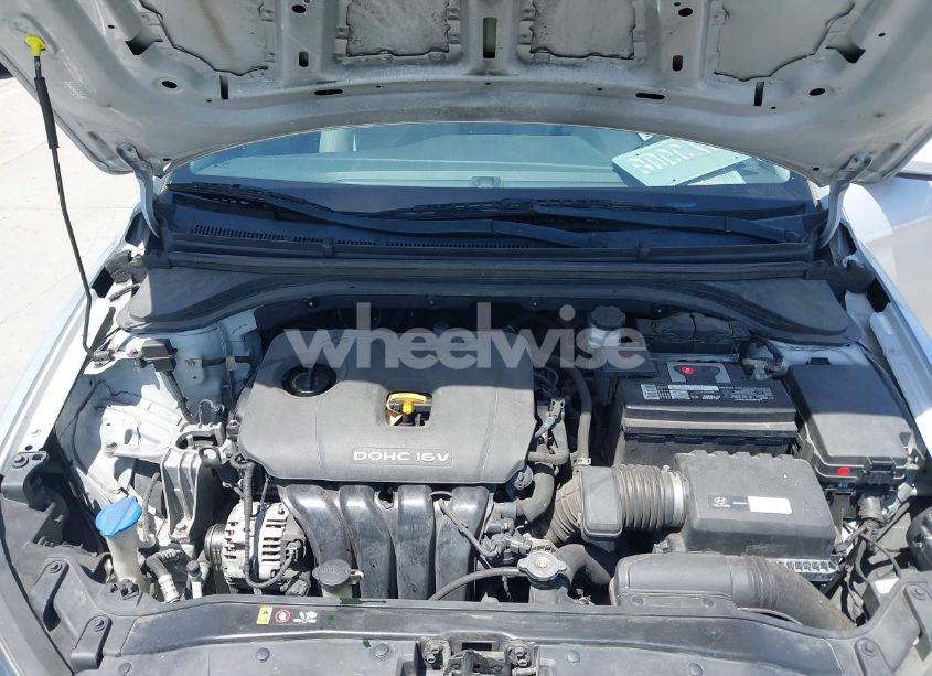 Photo 10 of 2018 Hyundai Elantra SE (VIN KMHD74LF5JU499730)