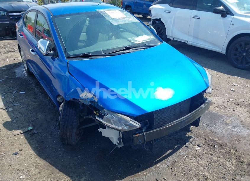 Photo 6 of 2017 Hyundai Elantra SE (VIN KMHD74LF6HU144401)