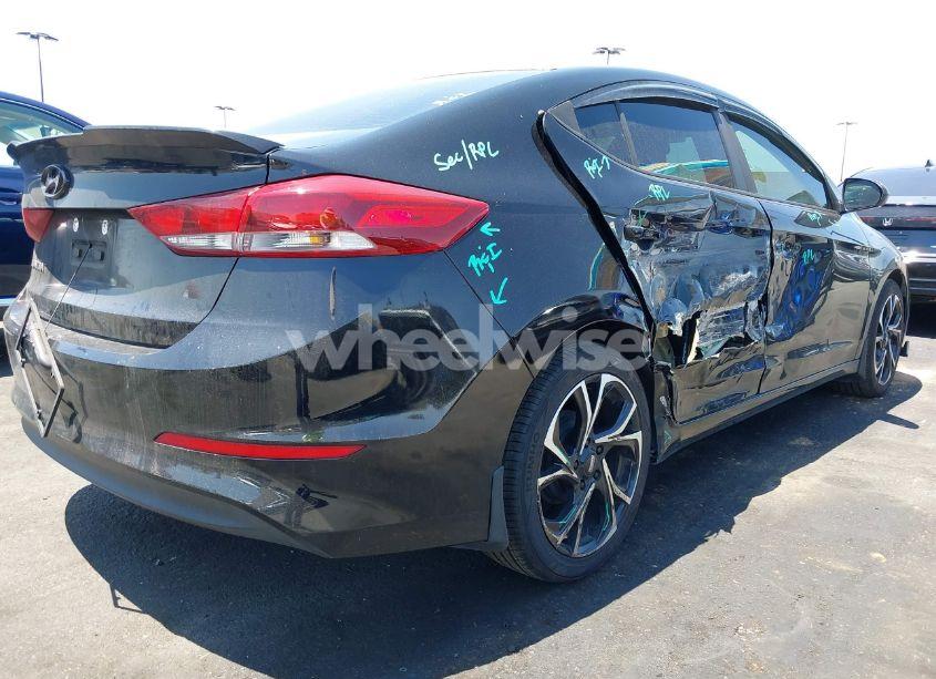 Photo 4 of 2018 Hyundai Elantra SE (VIN KMHD74LF8JU449520)