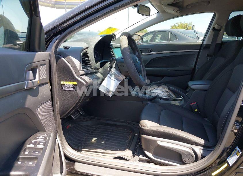 Photo 5 of 2018 Hyundai Elantra SE (VIN KMHD74LF8JU449520)