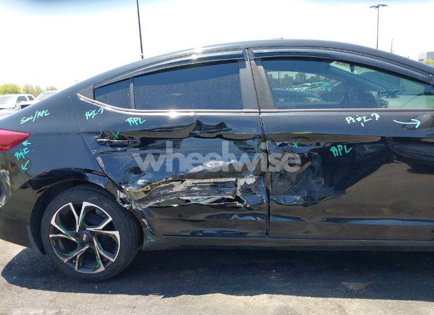 Photo 6 of 2018 Hyundai Elantra SE (VIN KMHD74LF8JU449520)