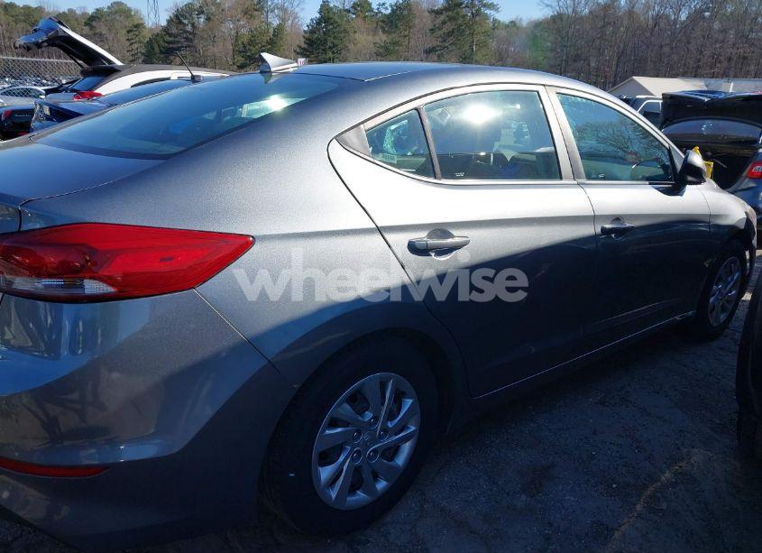 Photo 13 of 2017 Hyundai Elantra SE (VIN KMHD74LF9HU071525)