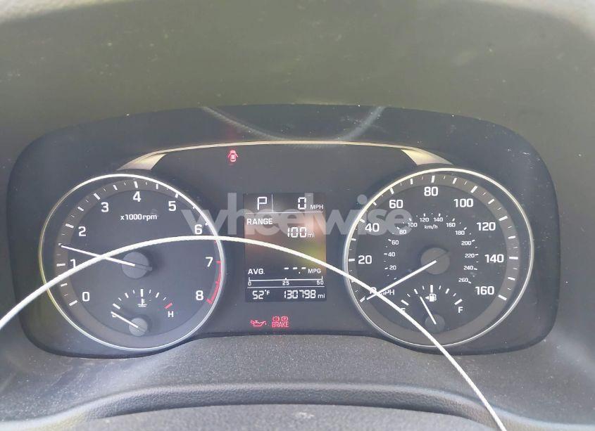 Photo 7 of 2017 Hyundai Elantra SE (VIN KMHD74LF9HU071525)