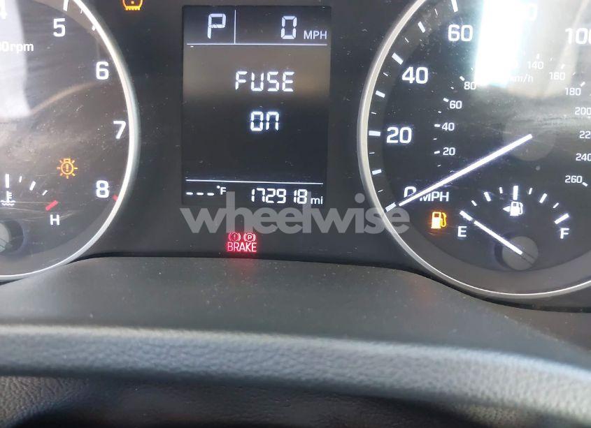 Photo 16 of 2017 Hyundai Elantra SE (VIN KMHD74LF9HU082458)