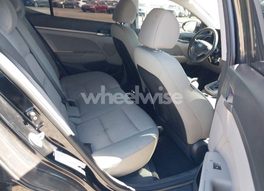 Photo 8 of 2017 Hyundai Elantra SE (VIN KMHD74LF9HU082458)