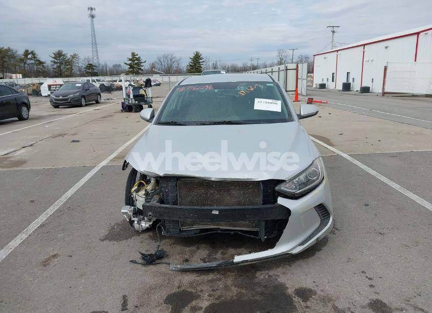 Photo 12 of 2017 Hyundai Elantra SE (VIN KMHD74LF9HU367127)