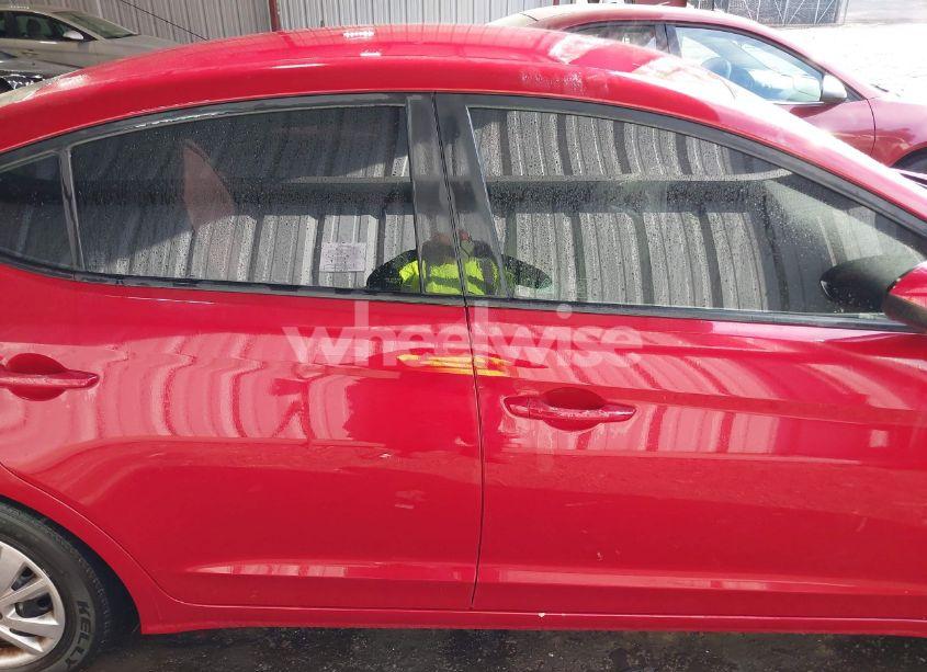 Photo 13 of 2018 Hyundai Elantra SE (VIN KMHD74LF9JU657311)