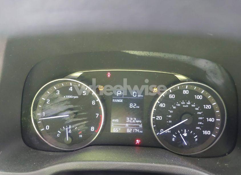 Photo 15 of 2018 Hyundai Elantra SE (VIN KMHD74LF9JU657311)