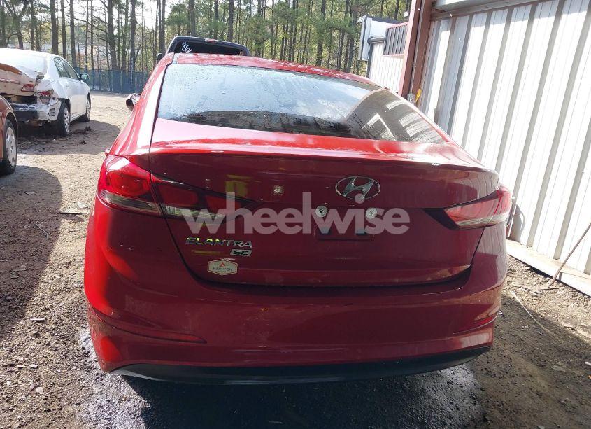 Photo 16 of 2018 Hyundai Elantra SE (VIN KMHD74LF9JU657311)