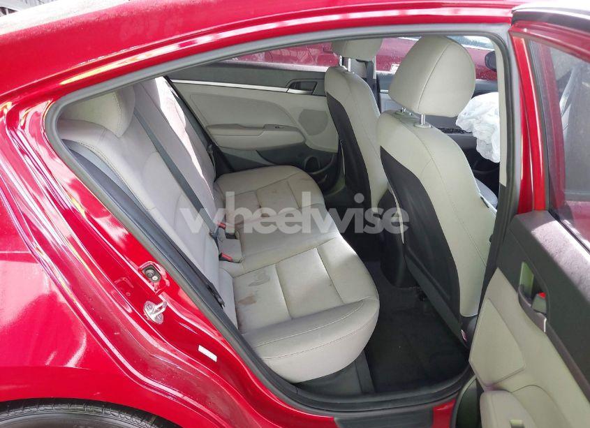 Photo 8 of 2018 Hyundai Elantra SE (VIN KMHD74LF9JU657311)